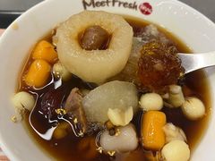 桃胶桂梨银耳汤-鲜芋仙(高新万达广场店)