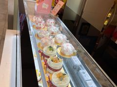 -花花卷卷·鲜食蛋糕(静安久光百货店)