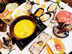 -鲜入围煮花胶鸡海鲜火锅
