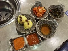 -哈哈碳都·牛肋条无限自助烤肉(台江万达店)