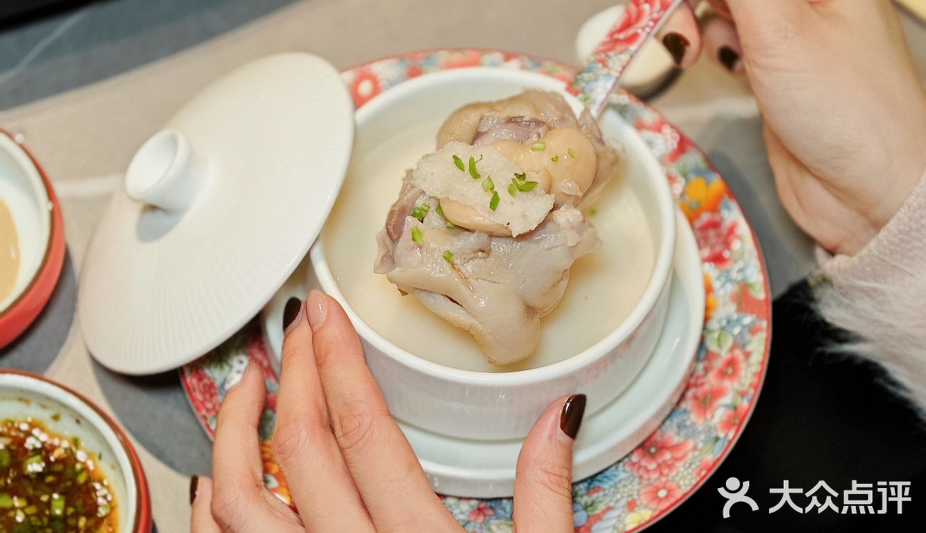 湘菜配精酿｜魔都湖南菜又添新贵！