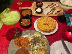 -Pistolera Mexican Cantina女枪手墨西哥餐厅(碧云路店)