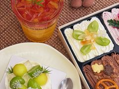 -山与蓝·轻糖鲜果蛋糕(勒泰店)