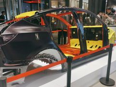 -TESLA 特斯拉(广州天环广场体验店)