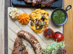 -Mark&Mars Restaurant