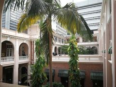-香港大学