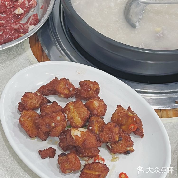 顺德必吃 | 英姑猪杂粥，排队王的魅力无法挡