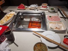 -海底捞火锅鲜切牛肉主题店(长寿路店)
