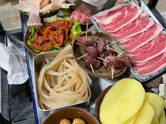 -周幺妹重庆老火锅(银泰城总店)