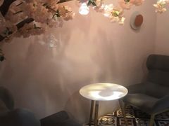 -樱花里音乐餐吧·牛扒椰子鸡(东圃店)
