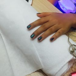 -进巍美甲美睫店