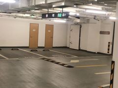 -兴业太古汇·停车场