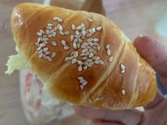 黄金牛角包-詹记桃酥(包河万达店)