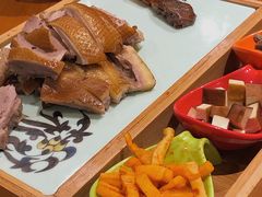 -有红鸡毛店·川菜(建设路店)