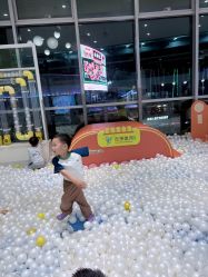 -反弹蹦床公园·运动乐园·团建·亲子派对(深圳观澜湖店)