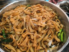 干炒牛河-牛一煲美食(江高店)