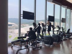 -奇迹健身金茂汇店