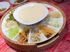 -怪噜范·老贵阳街头名小吃(鸿通城店)