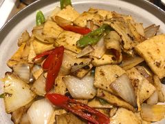 干锅千页豆腐-吕氏疙瘩汤·新鲁菜(潍坊银座店)