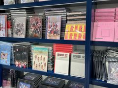 -一直娱POP研究所(万象城店)
