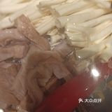 接下来，我们可以使用一口干锅，将火力调至适中