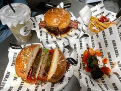 -shark burger·鲨鱼汉堡(交子大道店)