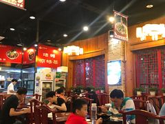 大堂-恭敬李老北京炸酱面·京味菜(西花市店)
