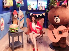 -LINE FRIENDS Garosu-gil Flagship Store