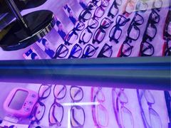 iphone_upload_pic-提一眼镜·蔡司·依视路(小寨店)