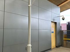 -康新公路(地铁站)