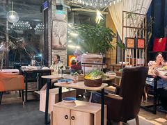 -樾餐厅泰式海鲜火锅(民歌湖店)