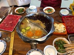 -碟滋味牛肉串串香火锅(田盛街店)