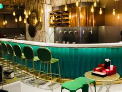 等位区-海底捞火锅(吴中路店)