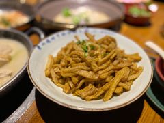 -吃饭皇帝大土家民族菜(正大广场店)
