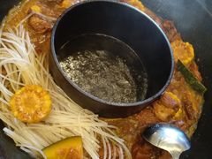 -粘豆包铁锅炖二部(温泉街店)
