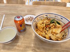 -秦䩊会·陕西biangbiang面(畹町路店)