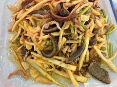 -渔家小院观海海肠捞饭地方菜(环海中路店)