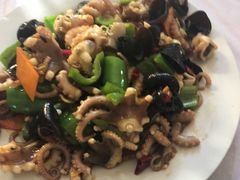 -宾朋海鲜特色美食餐厅·纯手工鲅鱼水饺(兴海路店)