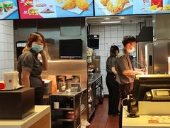 -麦当劳(虹梅路地铁站店)