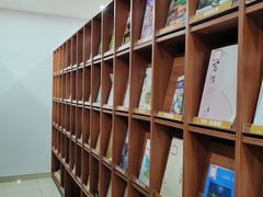 -上海市静安区图书馆(新闸路馆)