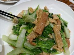 -梅利汴京烤鸭•开封豫菜地标店(东大街店)