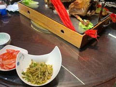 -西域一部馕坑烤羊·烧烤·炒菜