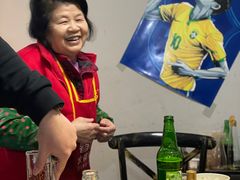 -渝嘴小老弟老火锅(华新村店)
