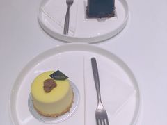 -UNI UNI(环亚凯瑟琳店)