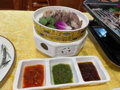草原手把肉-德乐海蒙餐