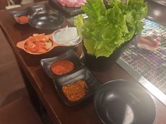 -肉甲韩国木炭烤肉(新壹街1店)