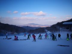 -亚布力新体委滑雪场