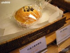 1-巴黎贝甜(大宁国际商业广场店)