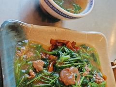 -潮界(LU·ONE凯德晶萃广场店)