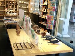 -三亚火车头万人海鲜广场